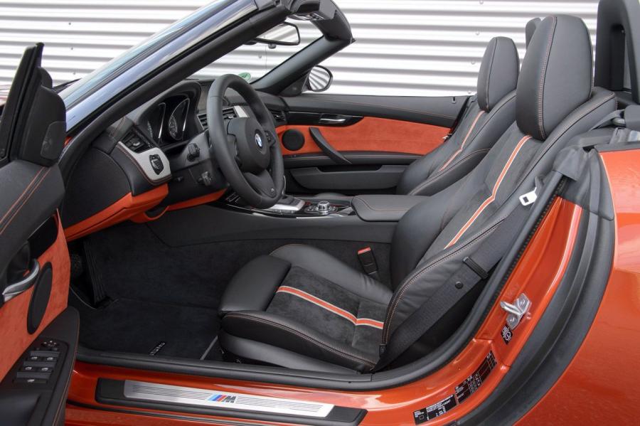  BMW Z4 sDrive 3.5is 2014 года  (фото 3 из 24)